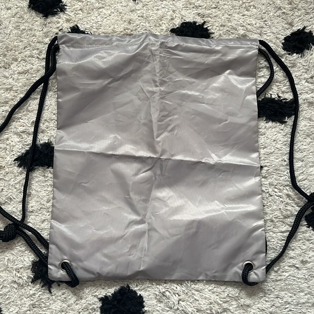 Hunter Gray Drawstring Bag - Picture 5 of 7